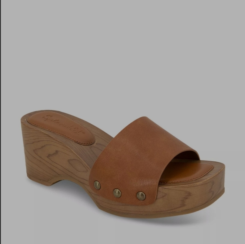5. SPLENDID - Women's Brexlee Square Toe Block Heel Platform Slide Sandals